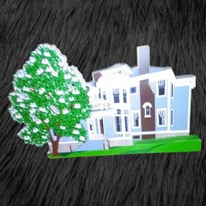 💥 $4 with any Purchase.  3-D Pine Crest Knoxoille, Jennesse.